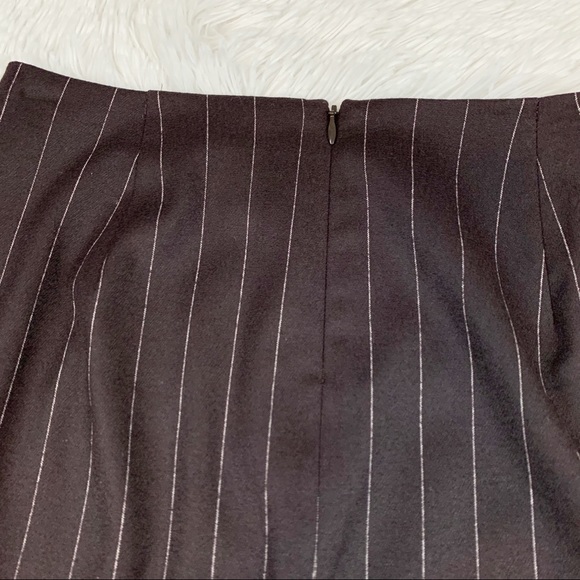 Theory Striped wool blend knee length pencil skirt in brown workwear - Picture 9 of 12